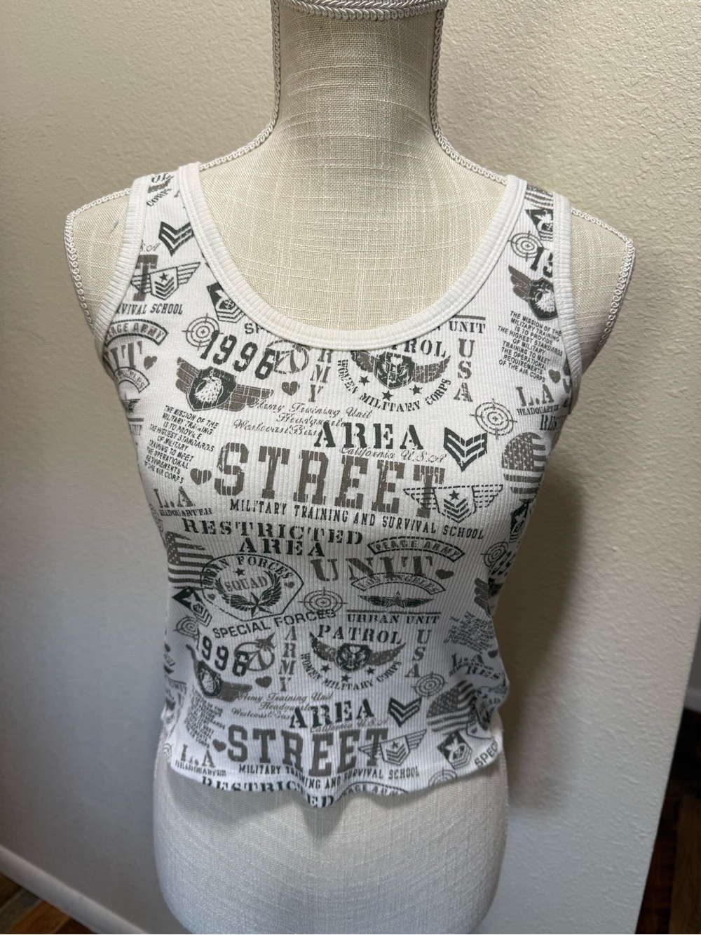 Obsessive Love - Armycore White Graphic Ribbed Tank Top - Street Print - Medium